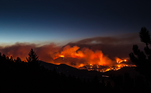 6 September 2010 Boulder CO Fourmile Canyon Fire nighttime flames and smoke